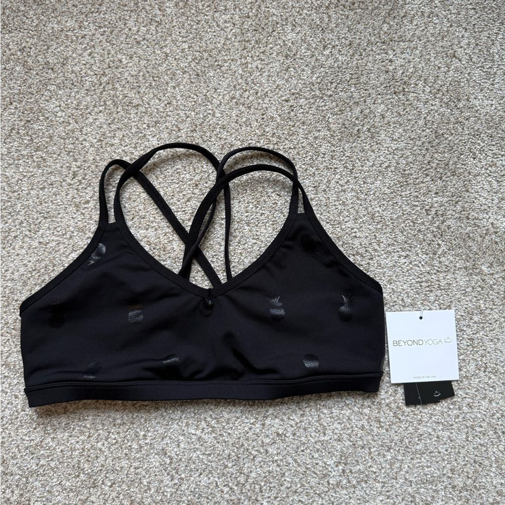 Beyond Yoga Sports Bra - Picture 2 of 5